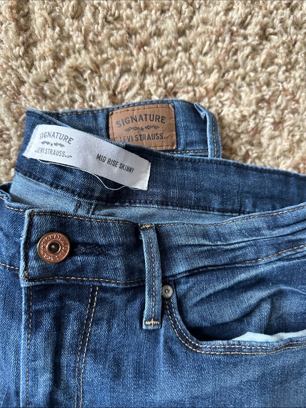 Signature by Levi Strauss Blue Mid Rise Skinny Jeans